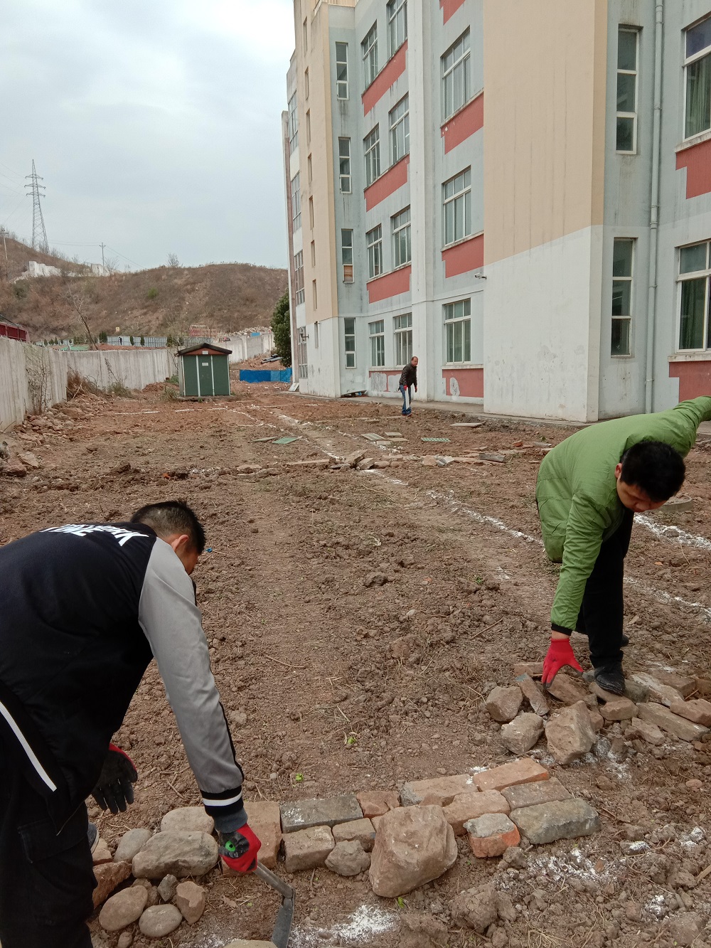筑路1.jpg